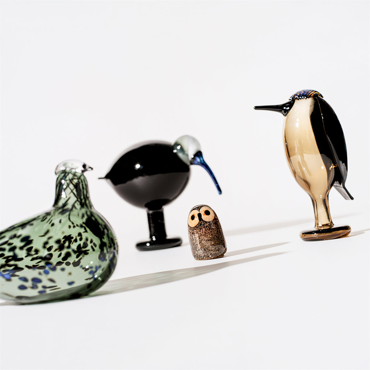 iittala Toikka Dark Grey Ibis – GlassBirds.com