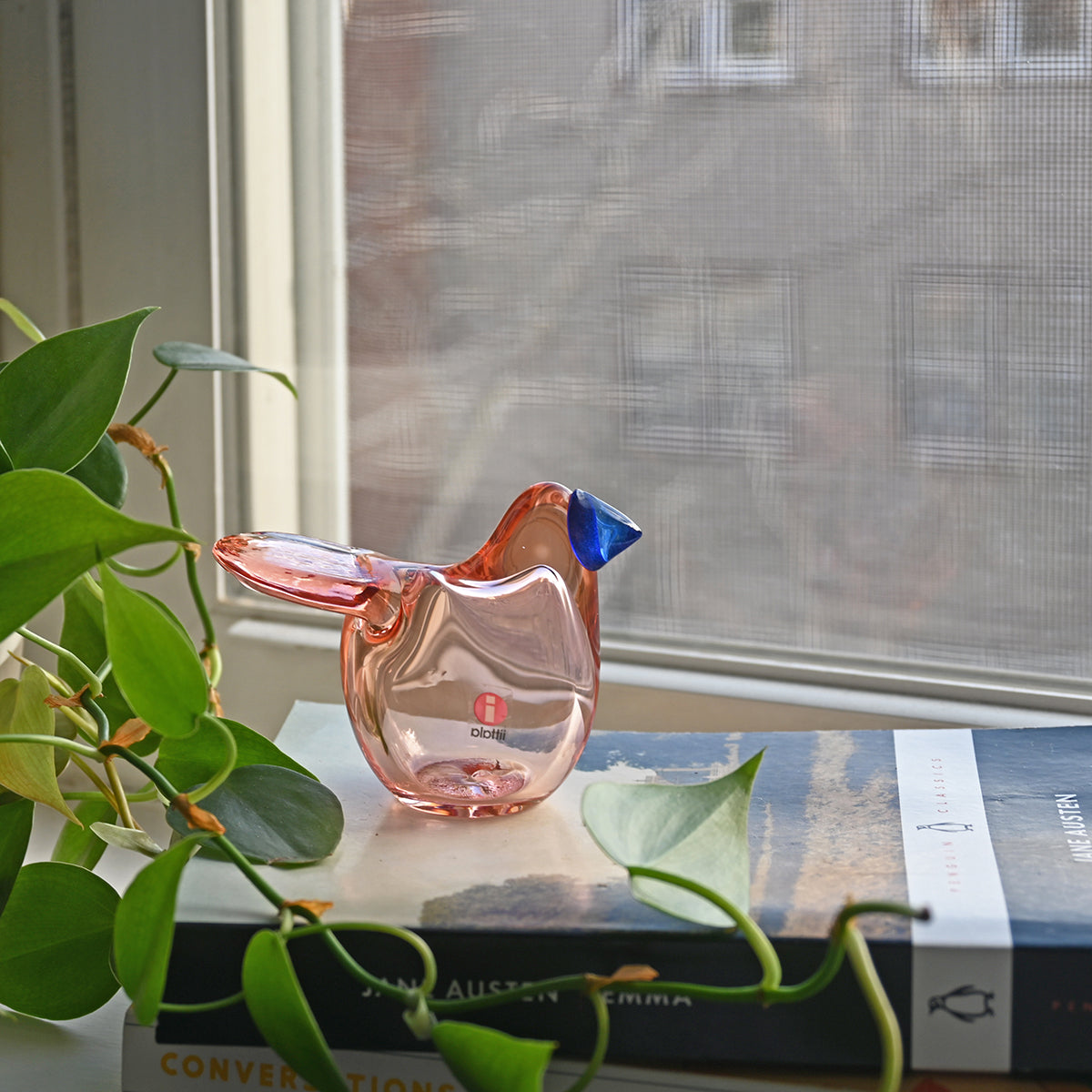 iittala Toikka Salmon Pink Flycatcher - Shop All Glass Birds
